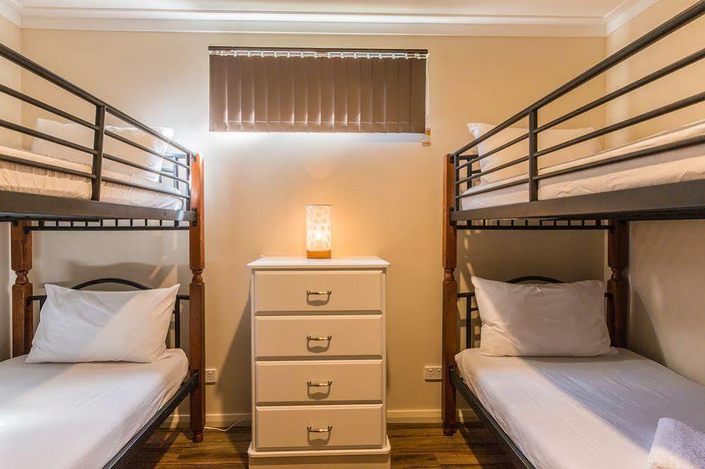 Riverview Tourist Park 4*